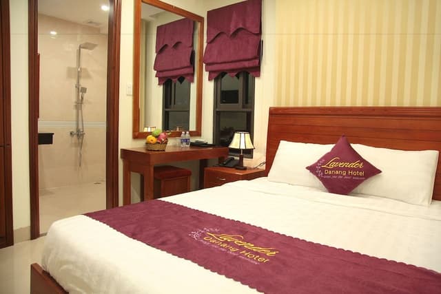 Connecting Room