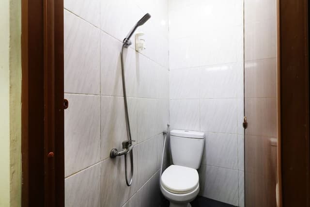 Double Superior Fan (Private Bathroom)
