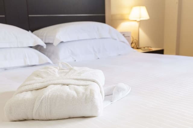 Classic Double or Twin Room, 1 Bedroom, Ensuite, City View