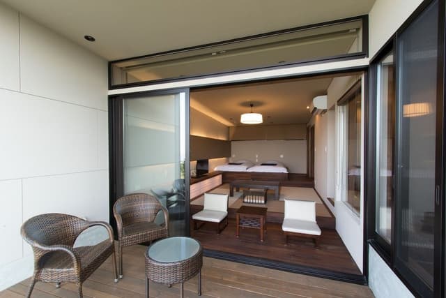 Japanese Western Style Room with Half Open-air Bath, 1F