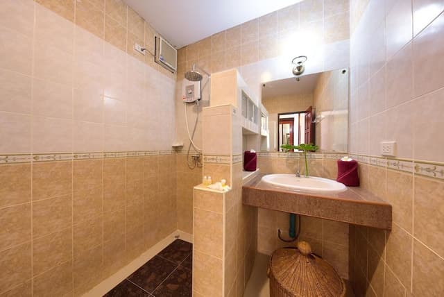 Deluxe Triple Room, Kitchen, Poolside