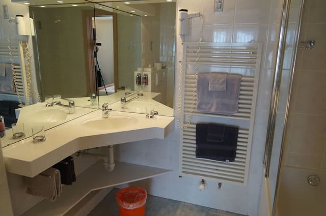 Twin Room, 2 Twin Beds, Balcony