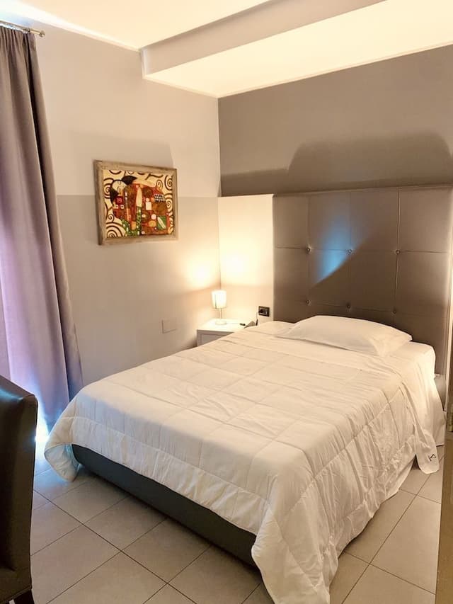 Deluxe Single Room, 1 Large Twin Bed
