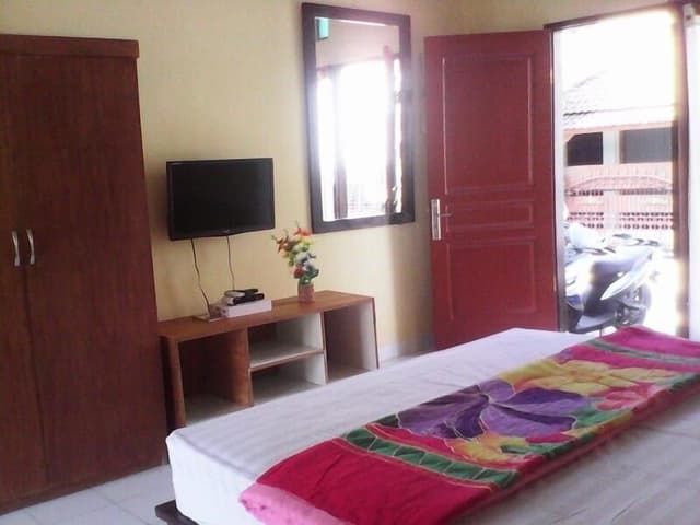 Business Apartment, 1 Queen Bed, Accessible, Garden View