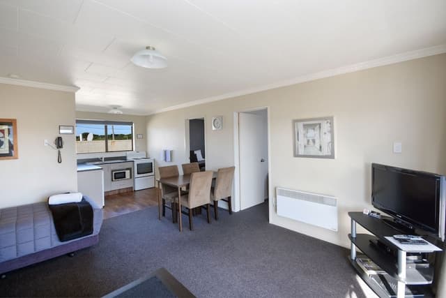 Two Bedroom Apartment, Sleeps 6