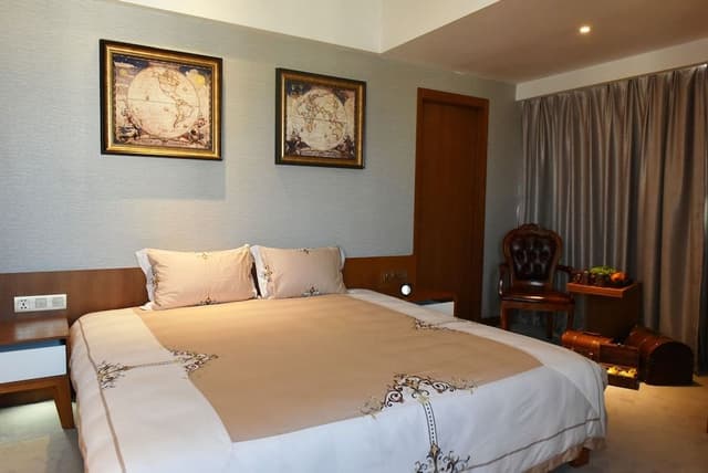 Signature Room