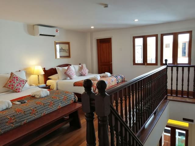 Grand Deluxe Room