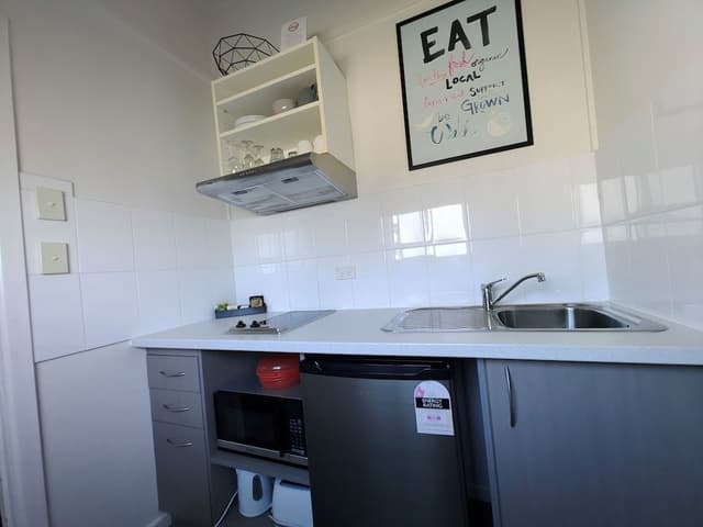 Deluxe Family Suite with Kitchenette