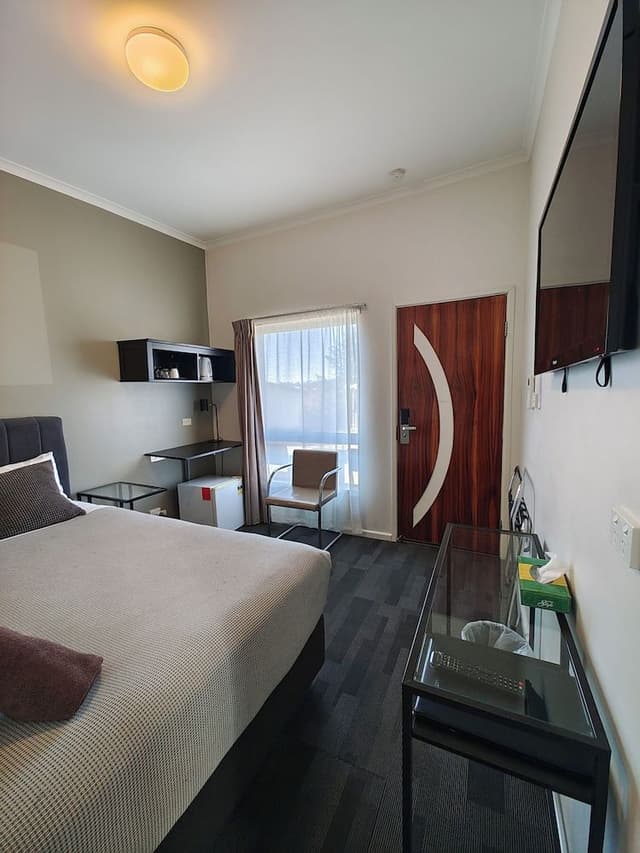 Queen Room