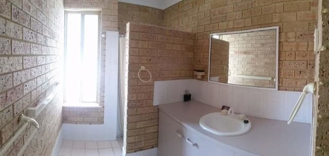 Le Grand Chateau - Self Contained - Full Cottage