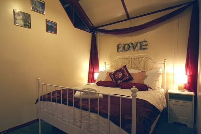 Hush Cottage