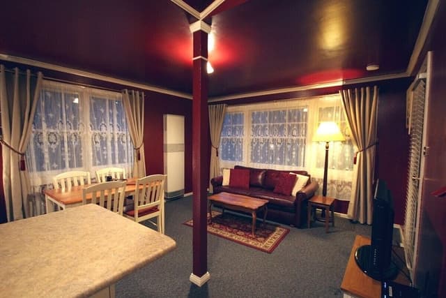 Hush Cottage