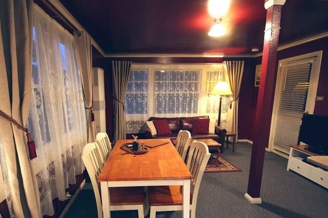 Hush Cottage