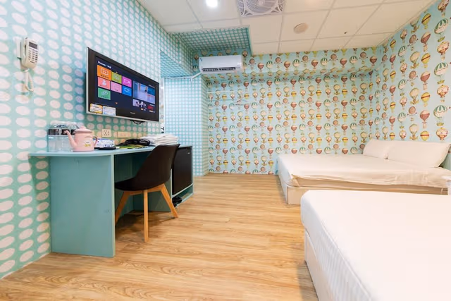Standard Quadruple Room, Non Smoking, No Windows