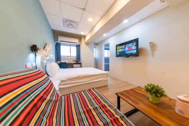 Deluxe Double Room, Bathtub, City View