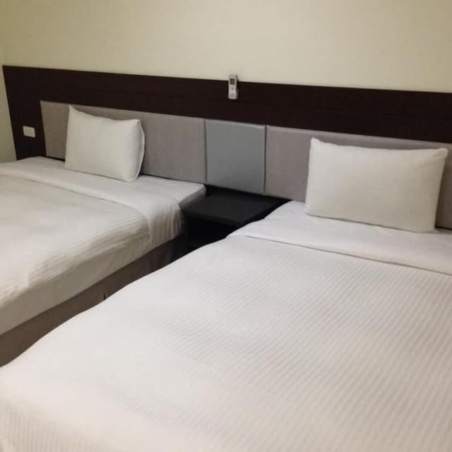 Comfort Twin Room