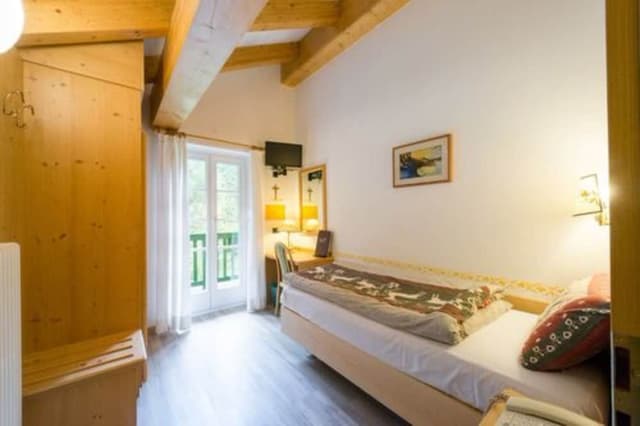 Panoramic Single Room
