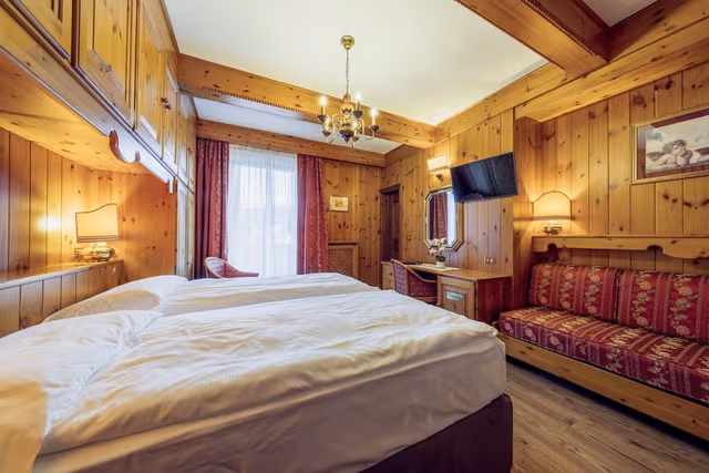 Comfort Double Room, Balcony, Mountain View