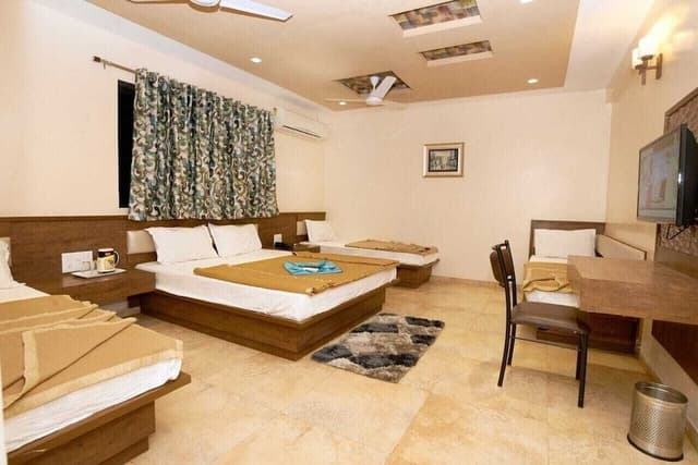 Standard Quadruple Room