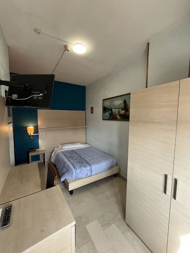 Double Room Single Use