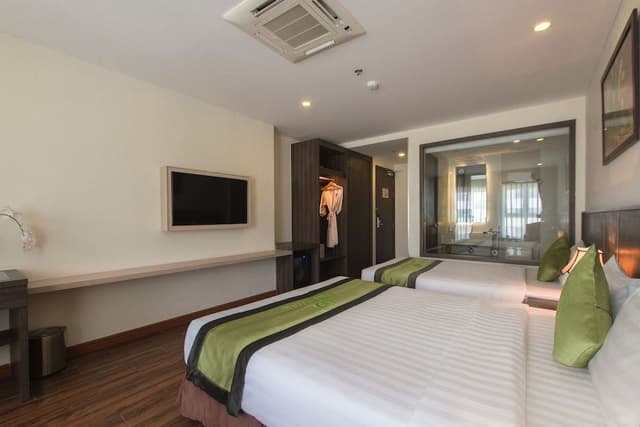Senior Triple Room, Balcony, City View