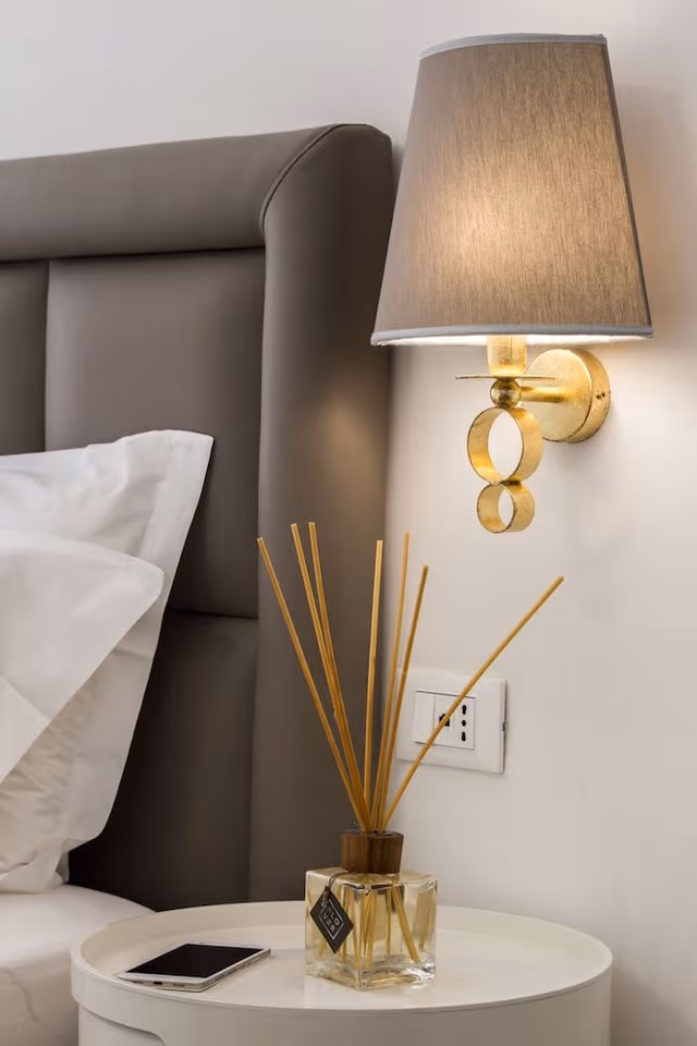 Suite, Balcony