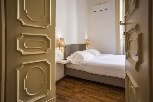 Deluxe Room, Balcony