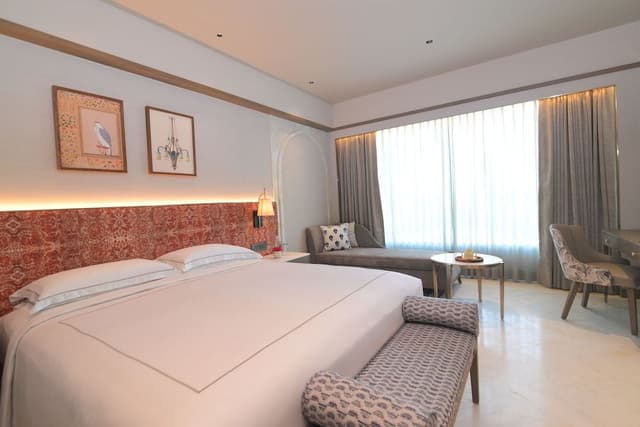 Taj Club, Club Room, 1 King Bed