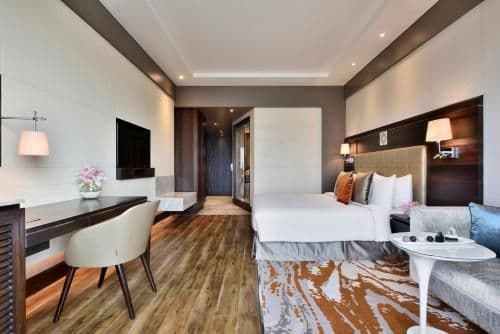 Deluxe Room King Bed