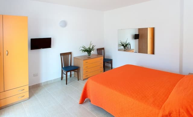 Club Apartment, 2 Double Beds