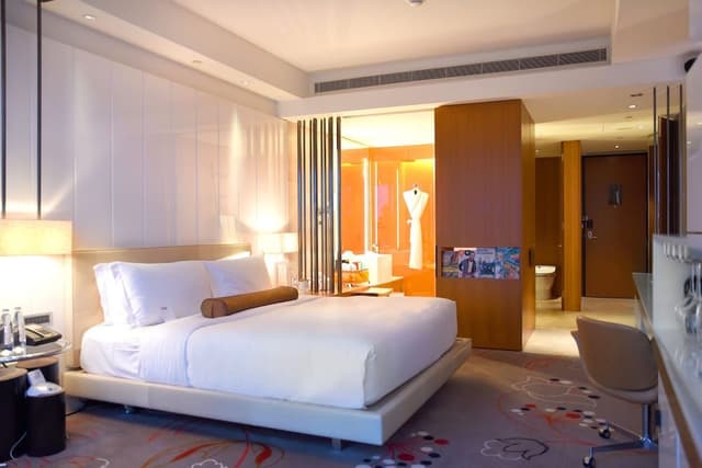 Wonderful Room, Room, 1 King Bed, City View