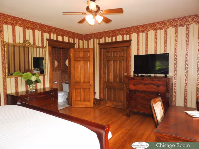 Chicago Room (2nd Floor)