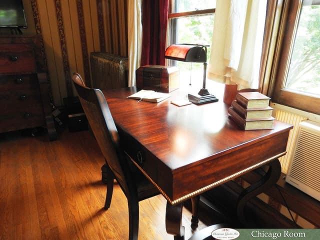 Chicago Room (2nd Floor)