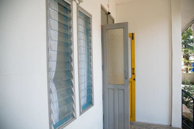 Single Fan Room