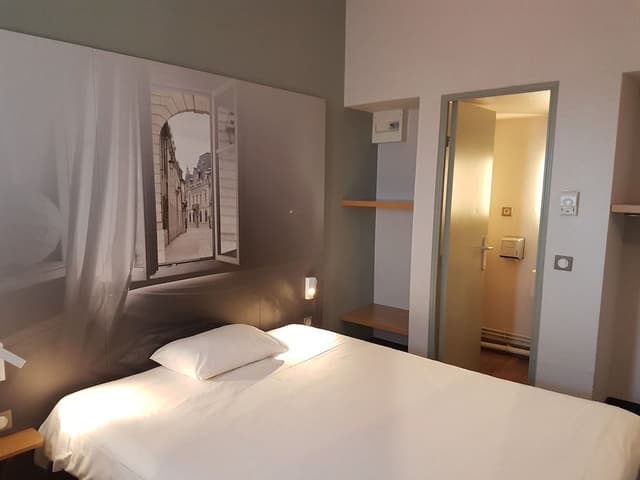 Double Non-Smoking Room