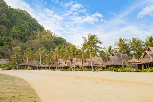 Beach Front Villa with Free Roundtrip Lio Airport Transfers