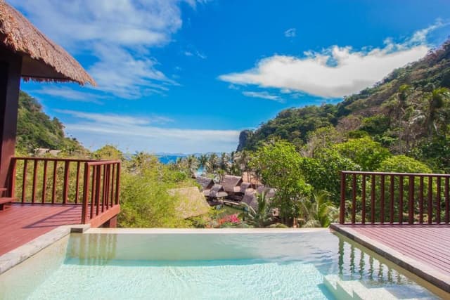 Resort View Cauayan Pool Villa with Free Roundtrip Lio Airport Transfers