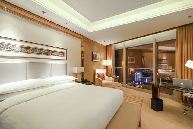 Room, 1 King Bed (View)