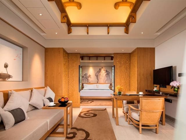 Lucun Suite