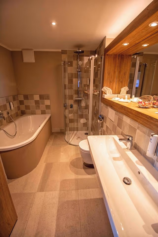 Suite, 1 Double Bed, Bathtub (Separate Living Room)