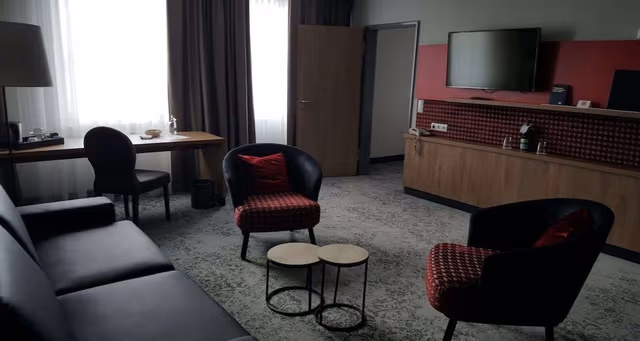 Suite, 1 Double Bed, Bathtub (Separate Living Room)