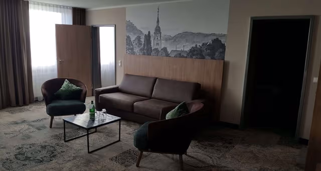 Suite, 1 Double Bed, Bathtub (Separate Living Room)