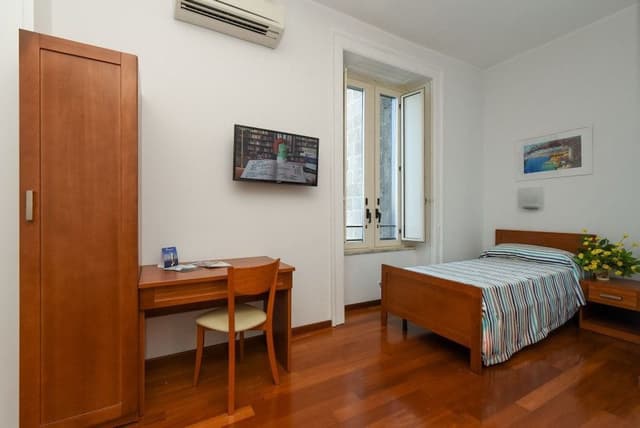 Single Room