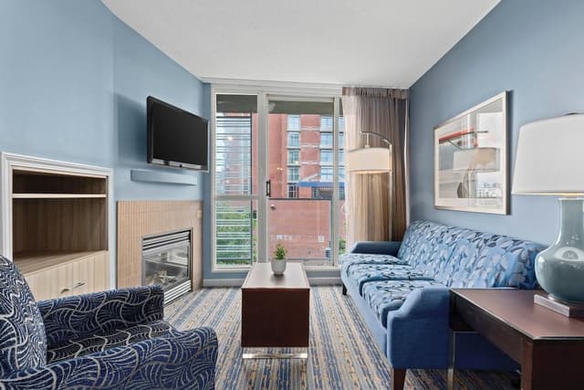 Deluxe Condo, 2 Bedrooms, Kitchen