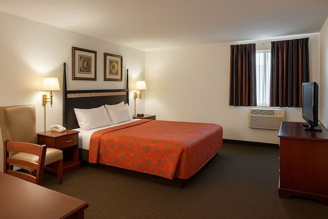 Standard Room, 1 King Bed, Non Smoking