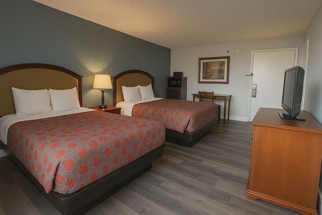 Deluxe Room, 2 Queen Beds, Non Smoking