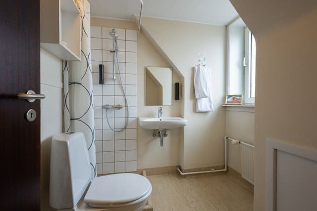Standard Single Room
