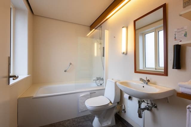 Economy Double Room (Bed 140cm)