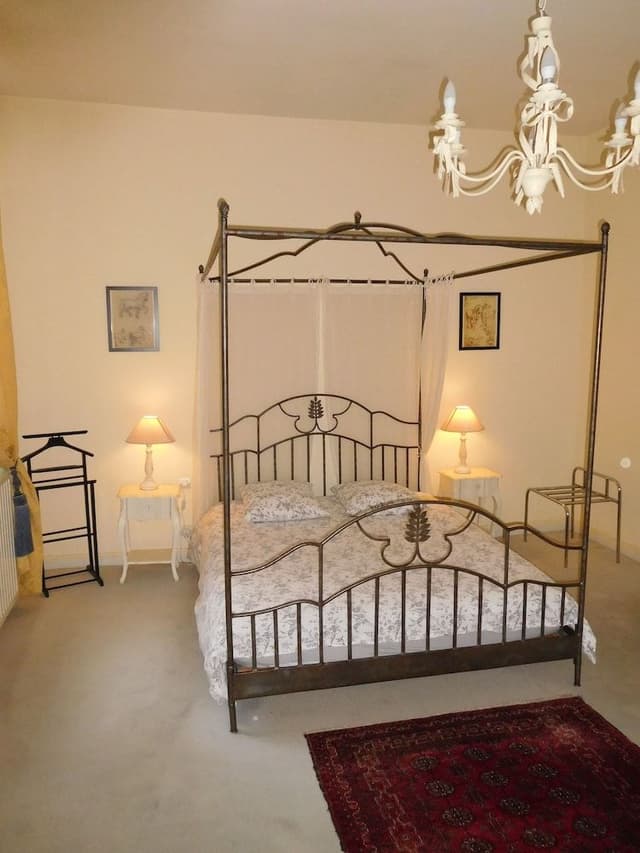 Comfort Triple Room, Private Bathroom, Garden Area (Leonard de Vinci)