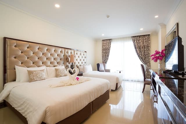 Superior Triple Room